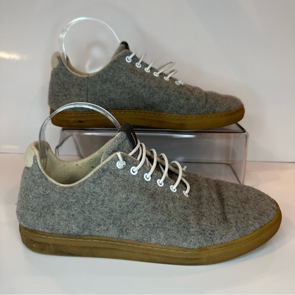 Baabuk Merino Wool Skater Style Casual Sneaker Shoe Gray Black Sz 42 - Picture 1 of 9